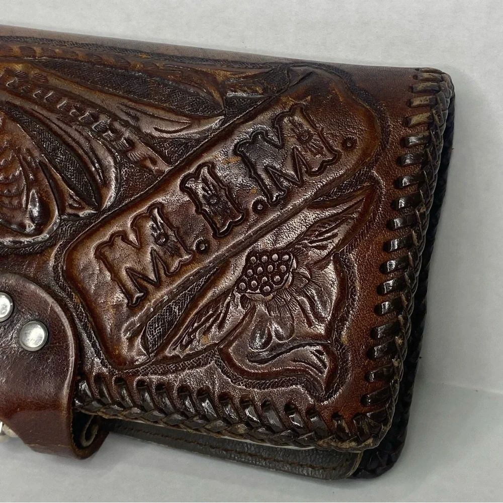 Vintage Brown Leather Hand Tooled Zipper Coin Change Wallet Flowers Western